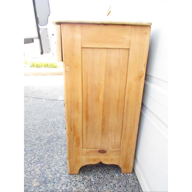 Antique American Scrubbed Pine Dresser For Sale - Image 12 of 18
