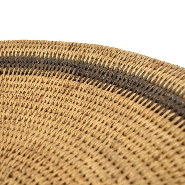 Early 20th Century Makenge Flat Wedding Basket Zambia 18 Inch For Sale - Image 4 of 7