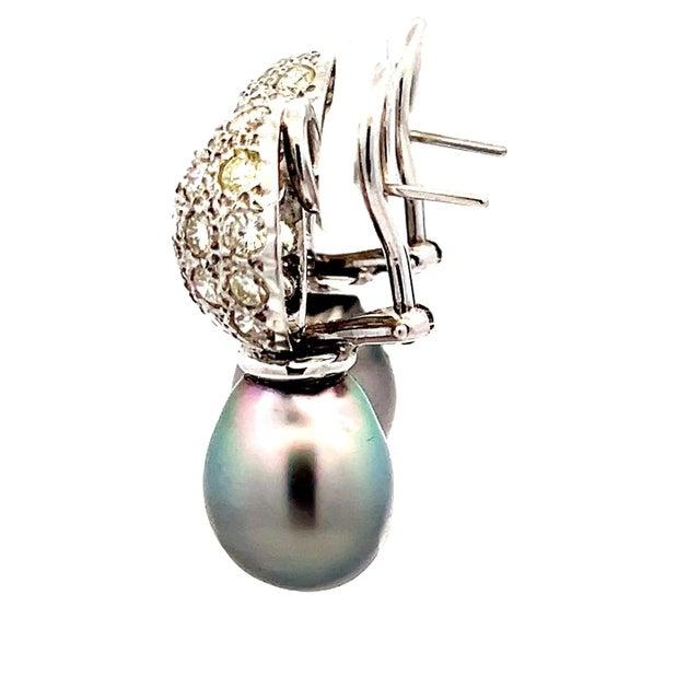 Contemporary 18K White Gold South Sea Gray Pearl & 3 Carat Diamond Earrings For Sale - Image 3 of 6