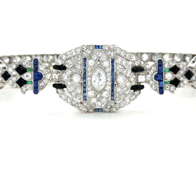 1920s Art Deco, 14.50 Carats Diamond, Sapphire and Emerald Bracelet, Platinum For Sale - Image 4 of 11