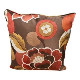 18" Luxury Botanical Silk Pillow With Down Filler in Excellent Condition For Sale
