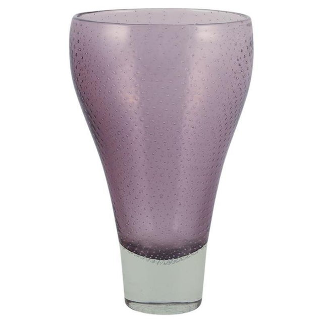 Modernist Finnish Art Glass Vase by Gunnel Nyman for Nuutajärvi Notsjö, 1956 For Sale - Image 8 of 8