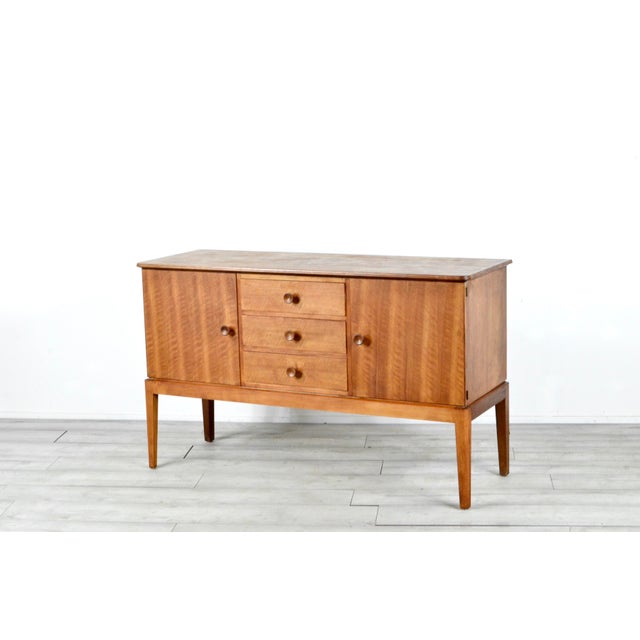 Mid-Century Modern Walnut Sideboard from Gordon Russell, 1960s For Sale - Image 3 of 10