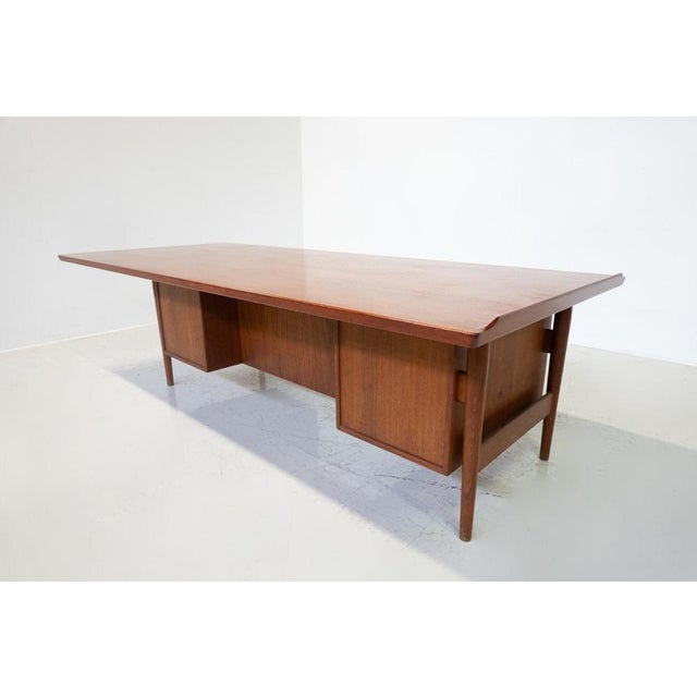 Wood Mid-Century Modern Desk attributed to Arne Vodder, 1960s For Sale - Image 7 of 8
