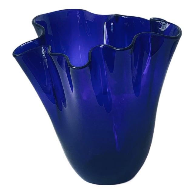 Handkerchief Vase in Blue Glass For Sale