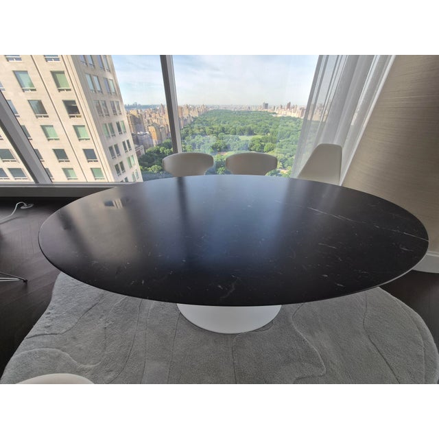 Eero Saarinen Saarinen Dining Table, Oval For Sale - Image 4 of 6