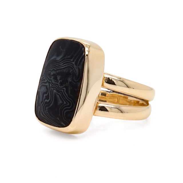 Vintage 14k Gold & 'Crown of Silver' Psilomelain Gemstone Signet Style Ring For Sale In Philadelphia - Image 6 of 12