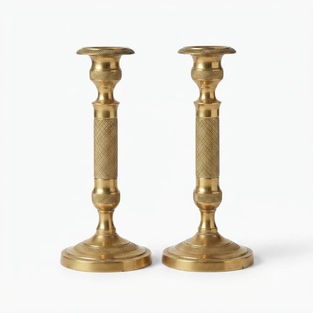 Gold French Bronze Candlesticks with Diamond-Patterned Columns, 1910s, Set of 2 For Sale - Image 8 of 8