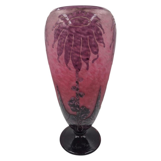 Le Verre Français "Dalias" Acid-Etched Cameo Glass Pedestal Vase by Charles Schneider, 1920s Art Deco For Sale - Image 9 of 10