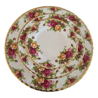Royal Albert Old Country Roses Plates Dinner Salad and Bread New - Set of 3 For Sale