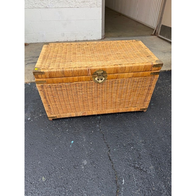 Mid 20th Century Asian Chinoiser Trunk With Brass Hardware For Sale In Baltimore - Image 6 of 6