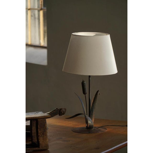 Mid-Century Artisanal Organic Wrought Iron Table Lamp, 1940s For Sale - Image 12 of 18