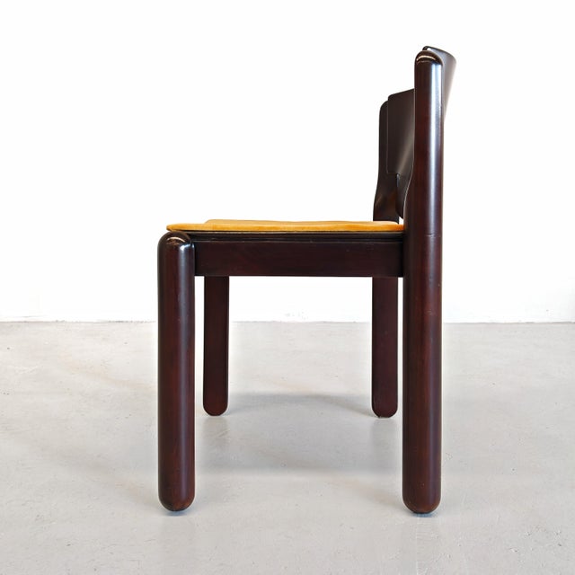 1970s Vintage Wooden and Velvet Chairs by Vico Magistretti for Cassina, 1970s, Set of 4 For Sale - Image 5 of 18