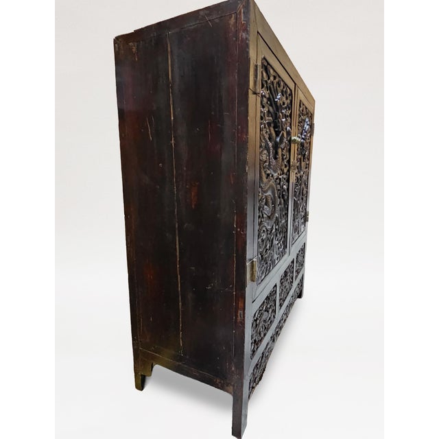 Late 19th Century An Impressive Pair of Qing Dynasty Chinese Carved Dragon Cabinets For Sale - Image 5 of 9