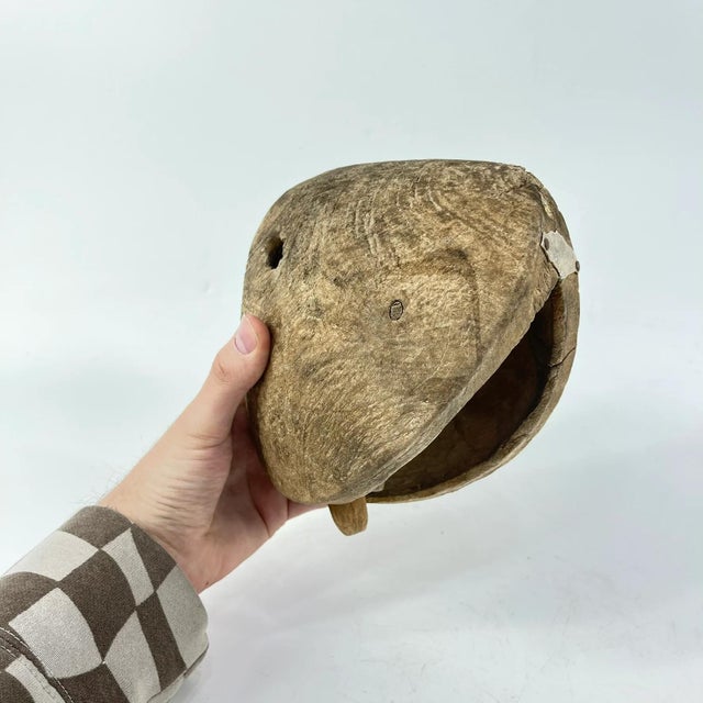 Early 20th Century Early 20th Century Wooden Camel Bell MATTER COLLECTION For Sale - Image 5 of 9
