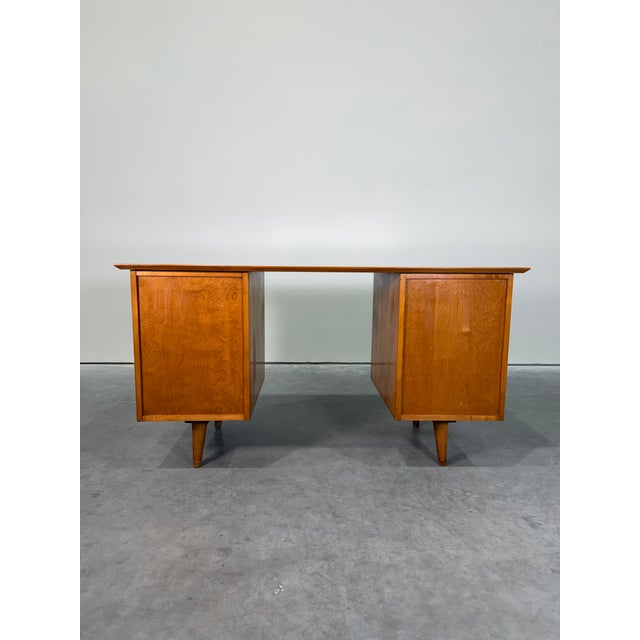 Tan 1960s Mid Century Paul McCobb Double Pedestal Desk For Sale - Image 8 of 10