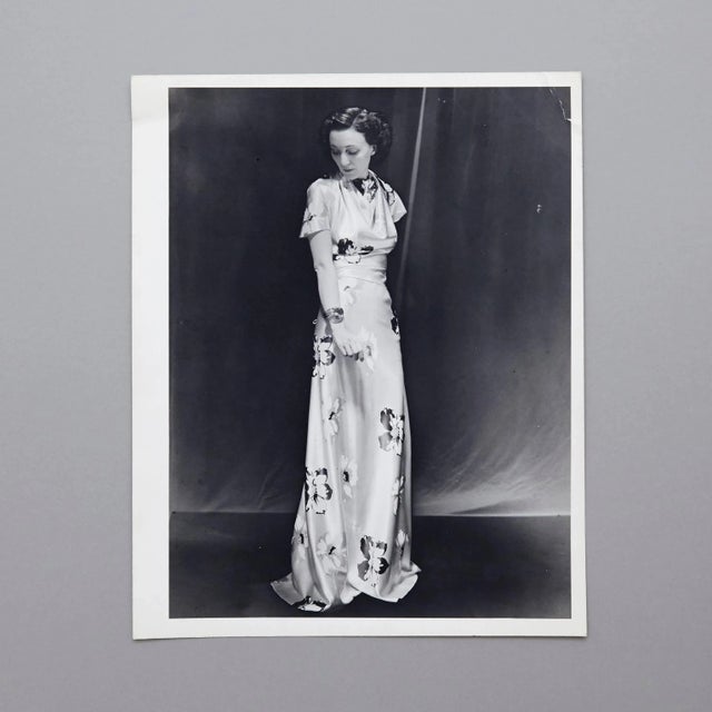1970s Photograph of a Woman by Man Ray for Pierre Gassmann, 1977 For Sale - Image 5 of 5