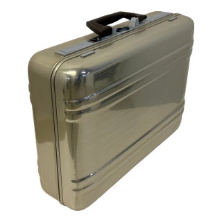 Zero Halliburton Aluminum Body Attache Briefcase, 1970s For Sale