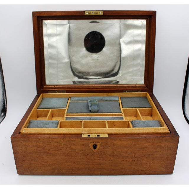 19th Century Mid-Late 19th Century English Jewelry Box For Sale - Image 5 of 8