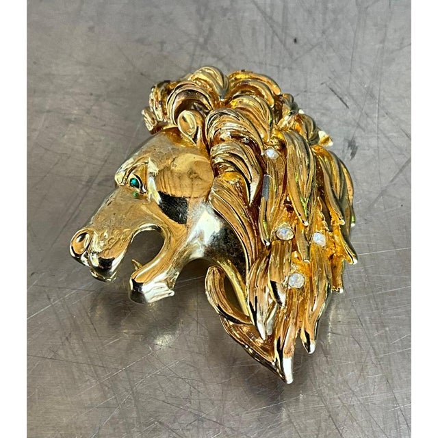 Vintage Lion's Head Gold Tone Brooch With Rhinestone Eye For Sale - Image 4 of 12
