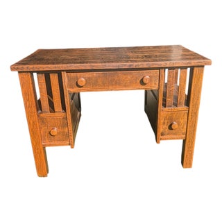 Antique Mission Style Quartersawn Oak Desk | Arts & Crafts Era Kneehole Library Writing Table For Sale