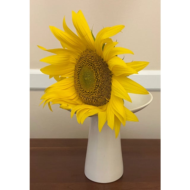 Japanese Mid-Century Modern white pottery bud vase for flowers / ikebana. Perfect for displaying a large bloom or bouquet...