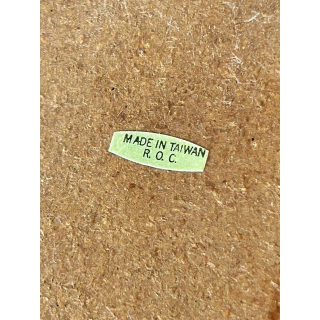 Wood Mid Century Hollywood Regency Brass Magazine Rack - Art Nouveau Scallop Design Rack For Sale - Image 7 of 8