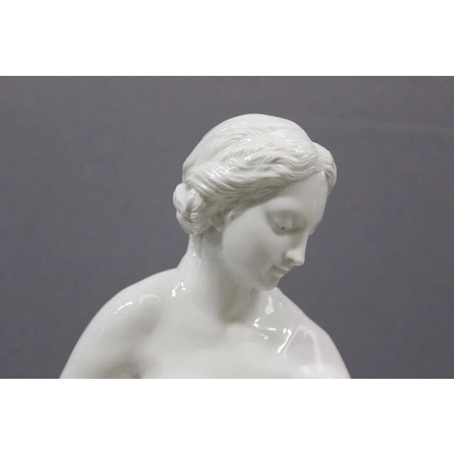 Porcelain Venus in the Bath from Villenauxe La Grande, 1950s For Sale - Image 6 of 12