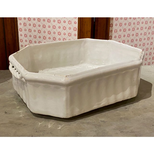 White Faience dish from France. Circa 1800.