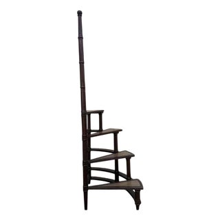 English Library Stepladder in Mahogany and Leather For Sale