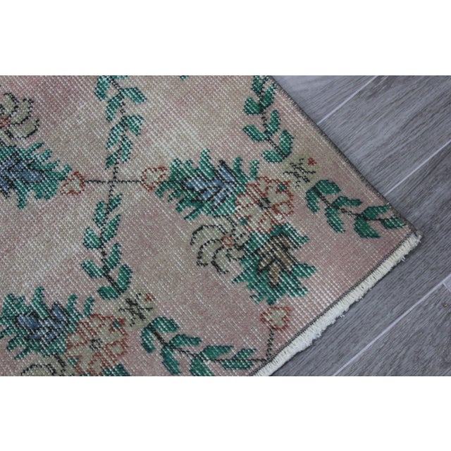 Beige 1970s Turkish Anatolian Handmade Floral Desing Runner Rug For Sale - Image 8 of 12