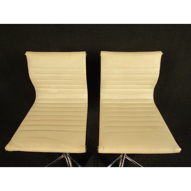 Metal 1970s Vintage Modern White Vinyl Barstools For Sale - Image 7 of 12
