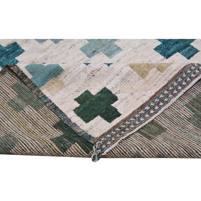 Moroccan Hand Knotted Wool Rug, 9'6"x12'6" For Sale In New York - Image 6 of 6