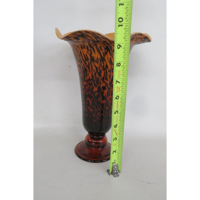 Art Glass Vase Italian Style Tortoiseshell Leopard Print With Ruffled Edge 4881b For Sale - Image 11 of 12