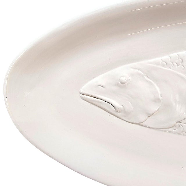 Late 20th Century Late 20th Century Italian White Ceramic Relief Fish Serving Platter For Sale - Image 5 of 10