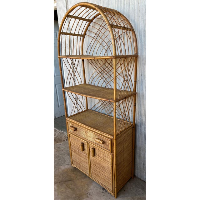 Curved Mid 20th Century Bookcase with Shelves and Doors in Bamboo Italian Design For Sale In Miami - Image 6 of 18