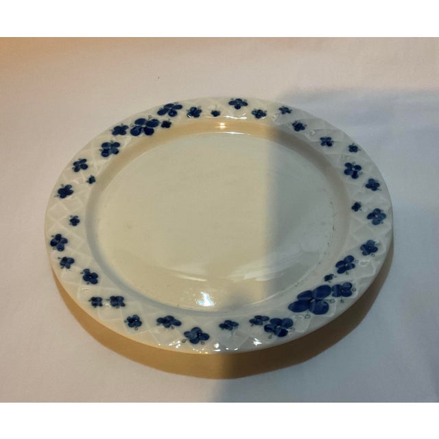 New 1980s 58 Pieces European Dinner Set Diamond Shape Rim With Bleu Decoration by Rosenthal For Sale - Image 9 of 18