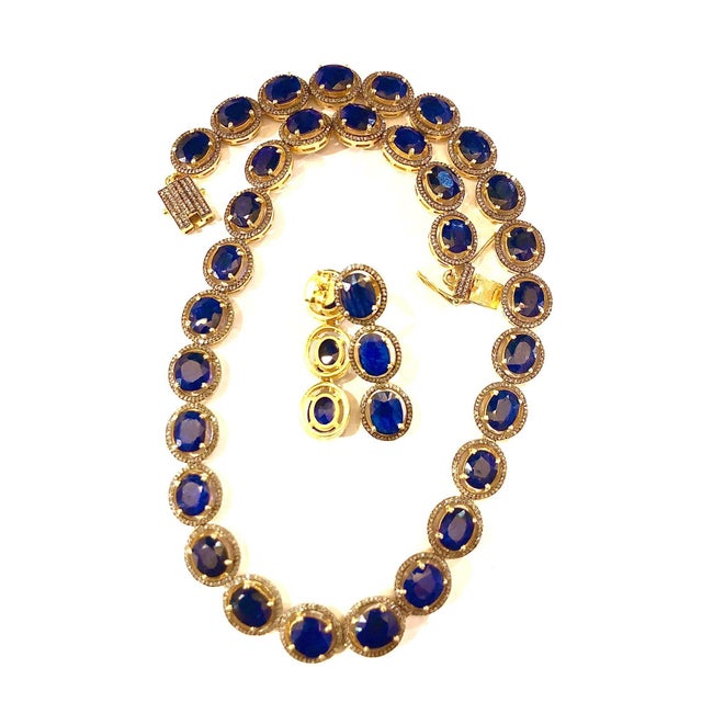 Bochic "Capri" Vintage Blue Sapphire & Diamond Necklace & Earrings Set 18K Gold For Sale In New York - Image 6 of 18