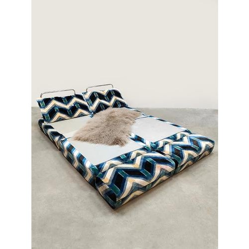 Vintage Daybed with Geometric Pattern, 1970s For Sale - Image 3 of 11