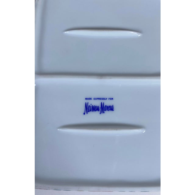 Ceramic French Limoges Hand-Painted Porcelain Jewelry Box for Neiman Marcus, Circa 1940 For Sale - Image 7 of 7