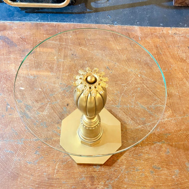 Vintage Hollywood Regency Gilt Pedestal Accent Table With Glass Top For Sale - Image 4 of 10