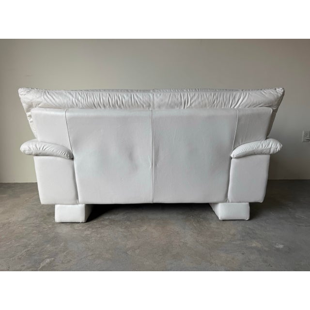 White Natuzzi Italian Postmodern White Leather Loveseat For Sale - Image 8 of 12