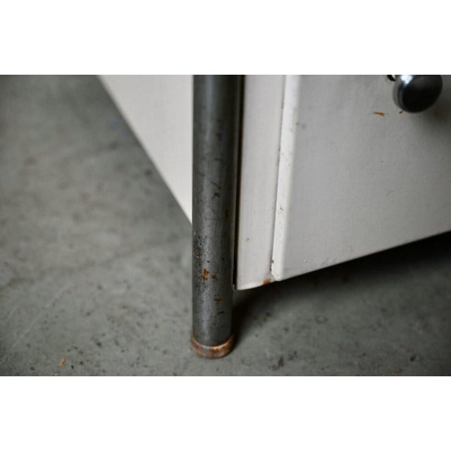Vintage Industrial Boarding School Bedside Table, 1950s For Sale - Image 9 of 13