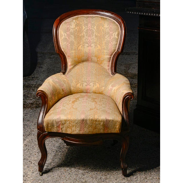 Mid-19th Century Louis Philippe Walnut Armchair For Sale - Image 16 of 18