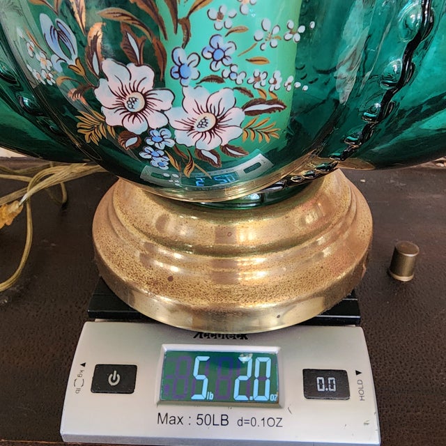 Rare 1940s Emerald Green GWTW Lamp Hand Painted Enamel Dual Light Pristine For Sale - Image 15 of 18