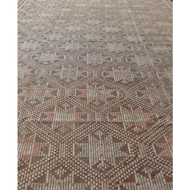 Tribal Vintage Turkish Embroidered Kilim With All-Over Star Design on a Taupe Ground For Sale - Image 3 of 13