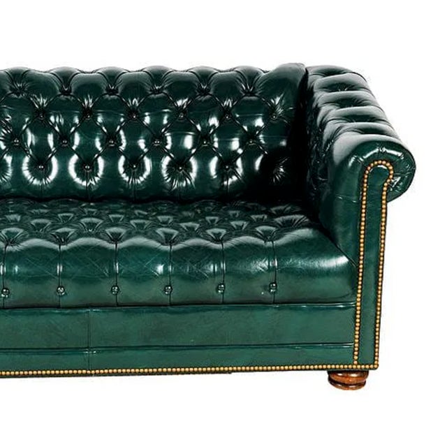 Hancock & Moore Late 20th Century Hancock & Moore Emerald Green Tufted Leather Chesterfield Sofa For Sale - Image 4 of 9