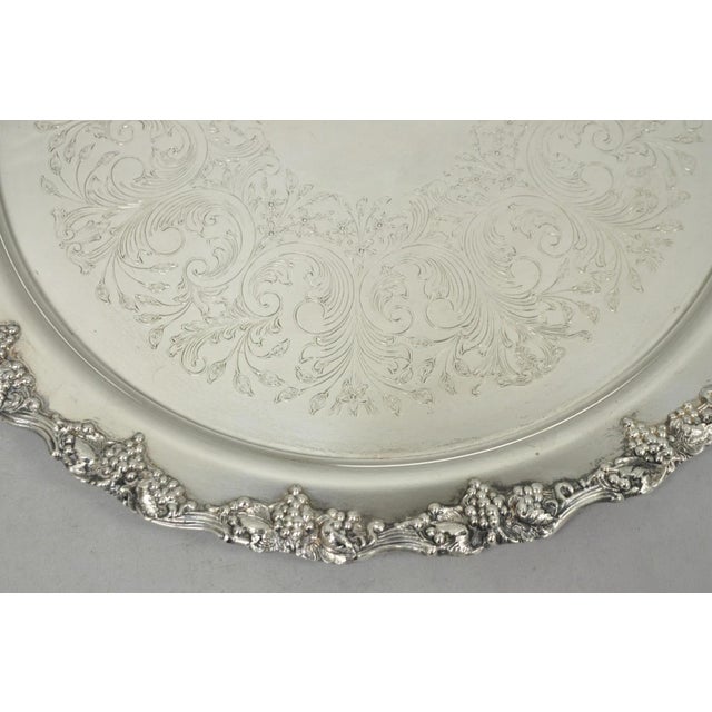 Vintage Victorian Silver Plated Grapevine Repousse 20" Round Serving Platter For Sale In Philadelphia - Image 6 of 13