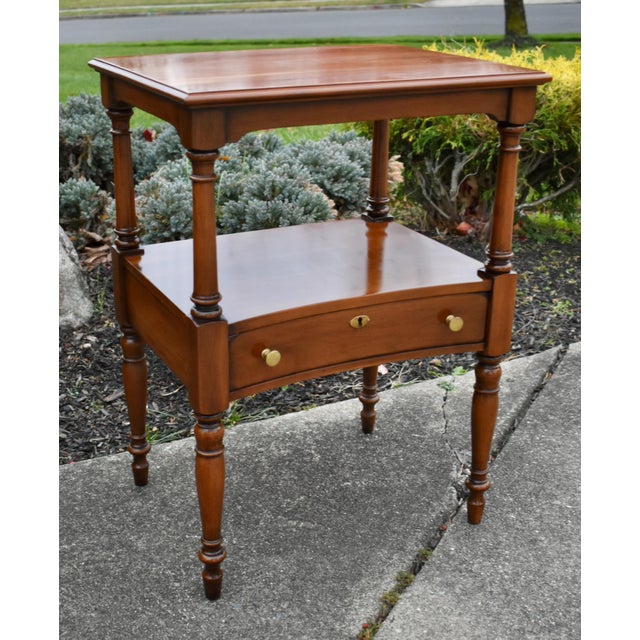 Statton Furniture Vintage Statton CherryWood Americana Style Side Table W/Drawer For Sale - Image 4 of 13