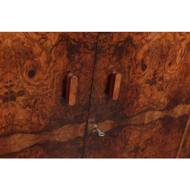 Brown Art Deco English Figured Walnut Sideboard, 1930s For Sale - Image 8 of 18